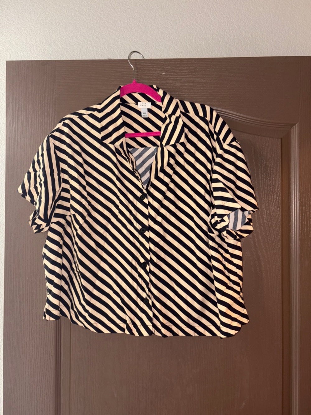 Striped Short-Sleeve Button-Up Crop Top - Black & Cream